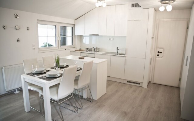 Apartments Hiša Pod Gradom
