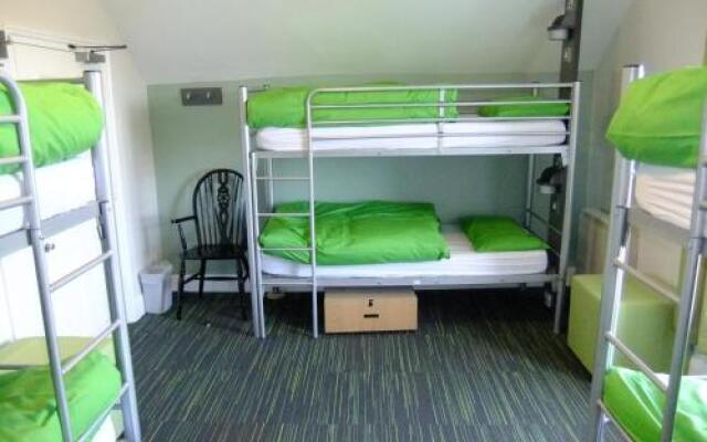 Hostel YHA Rowen