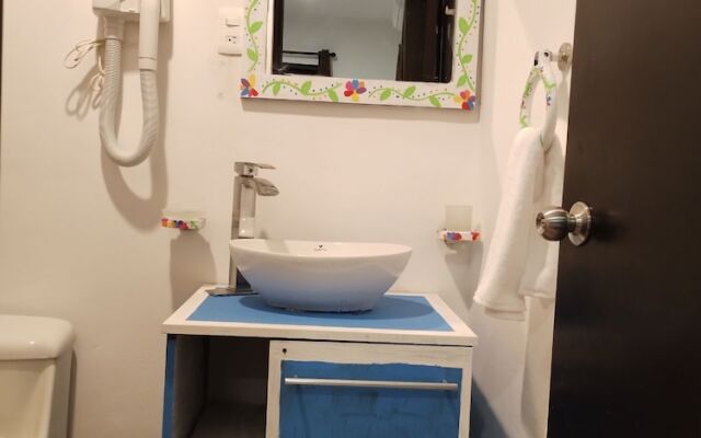 Tuubul Kiin Bed & Breakfast