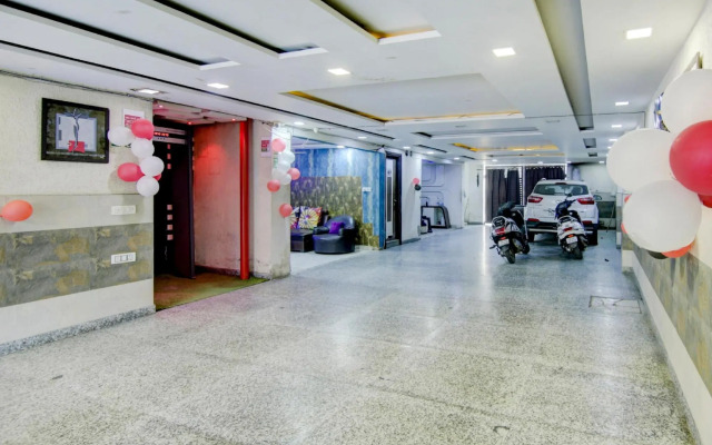OYO Flagship 80529 Sg Hotel
