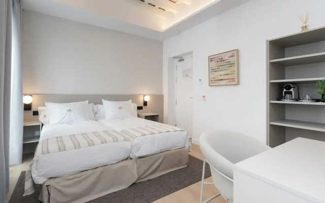 La Caleta Qe Hotels