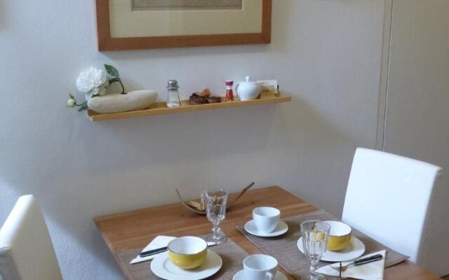 Stadtnest Bed & Breakfast