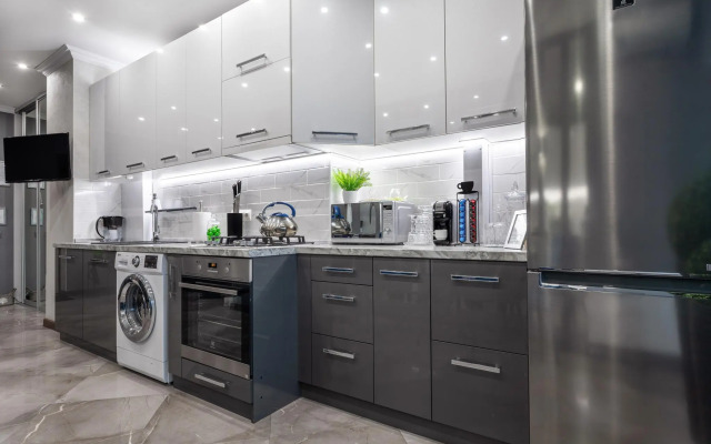 Апартаменты Fishing Vilagge Luxe (Рыбная деревня Люкс) на улице Октябрьская 57