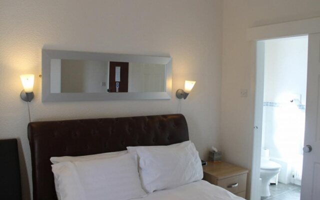 Ravenswood Guest House