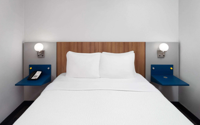 Microtel Inn by Wyndham Janesville