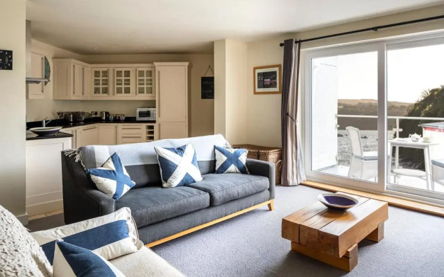 South Sands Hotel
