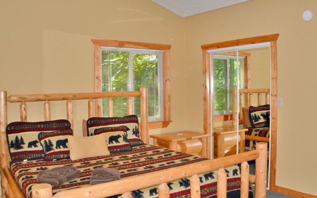 Alpine Vista - 3 Br cabin by RedAwning