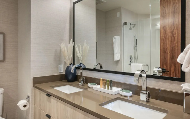 201 - Four Bedroom Argent 4 Condo