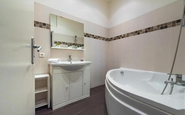 L'atelier T2 Spacieux Clim-Wifi-Netflix