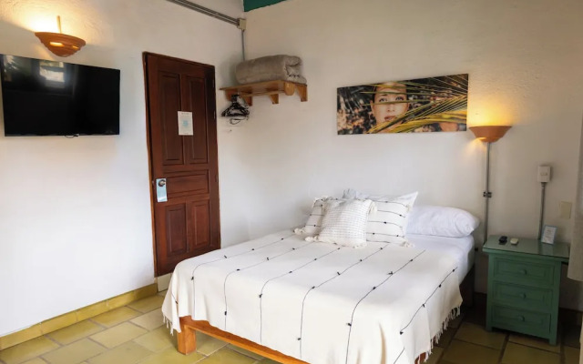 Sayulita Central Hotel