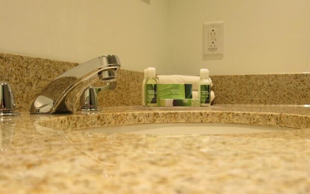 Residence Carrefour Sherbrooke