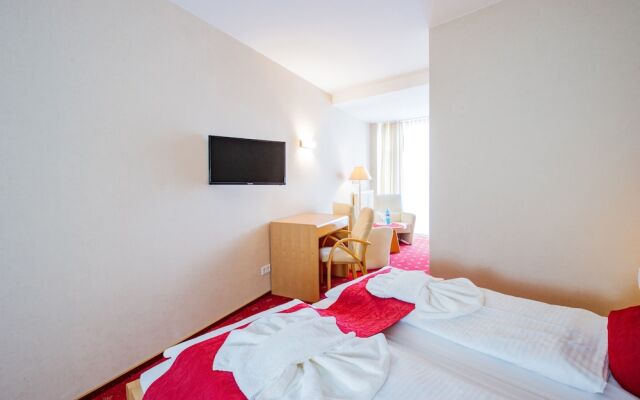 Seehotel Grossraeschen