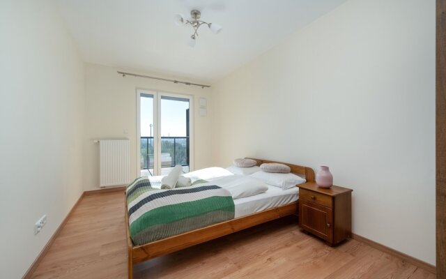 1 Bedroom Apartment Wrocław by Renters