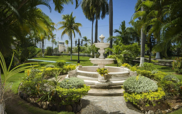 SeaGarden Beach Resort - All Inclusive