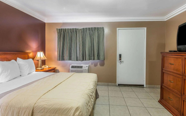 Rodeway Inn