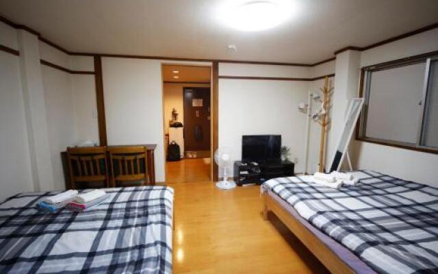 Local Tenjin Apartment