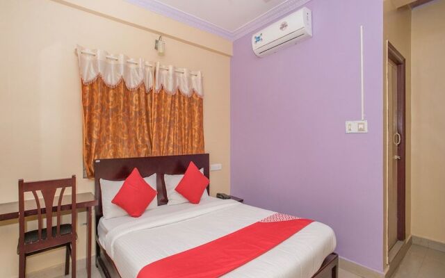 OYO 10450 Breeze inn