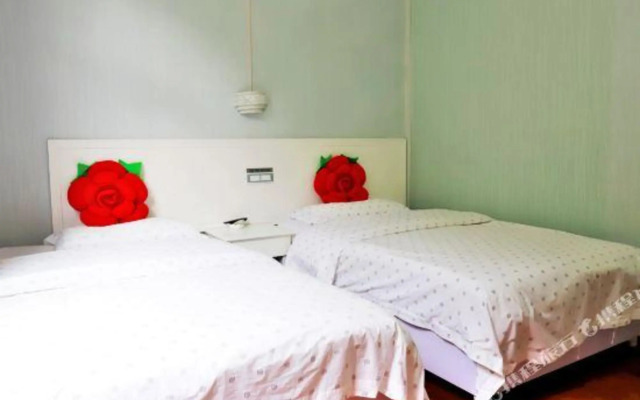 Shennongjia Hotel (Currently unavailable)