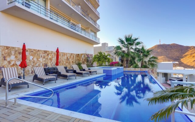 Cabo Pedregal Condo: Ocean View & 2 Infinity Pools