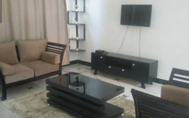 Captivating 4-bed House in Kampala