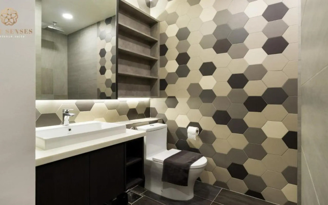 Ceylonz Suite by Five Senses