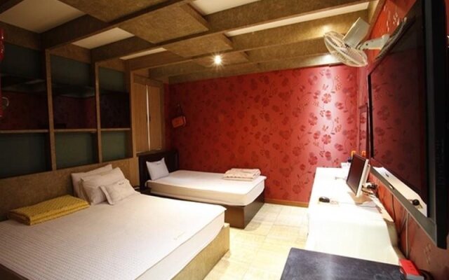 Goodstay Aubeson Hotel