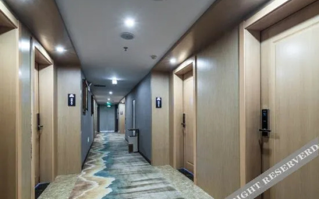 Zhongqian Hualv Hotel