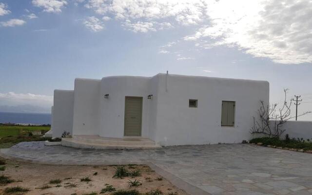 White House with Sea View