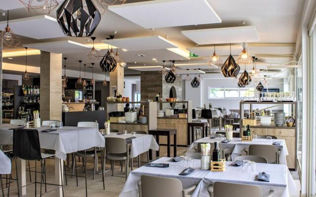 Tasteful holiday home in Lido di Pomposa with private pool