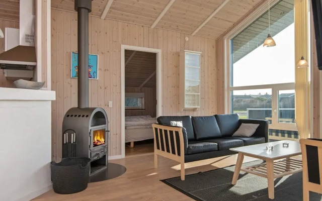6 Person Holiday Home in Tarm