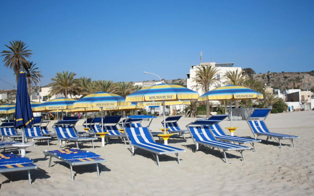 Hotel Riva Del Sole