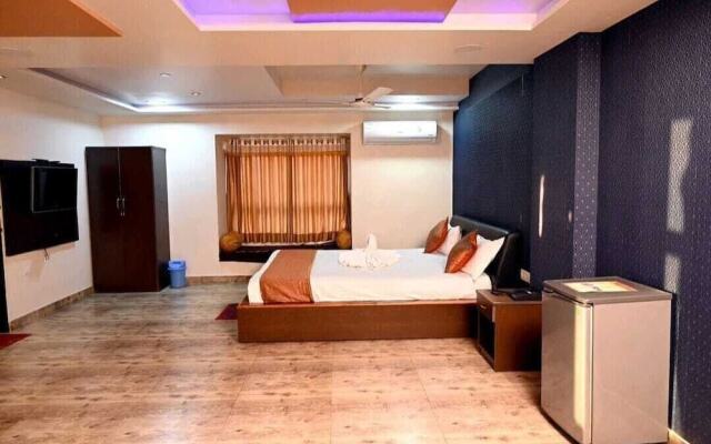 Hotel Sukh Sagar