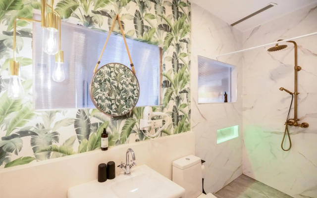 Natura Life Gran Via Hotel