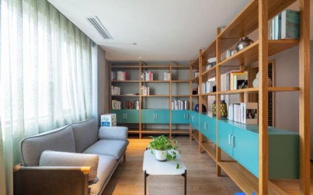 Yunli Hotel (Beijing Chaoyang Park Guomao Business District)