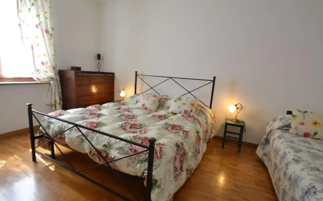 Charming Villa in Suvereto with Hot Tub