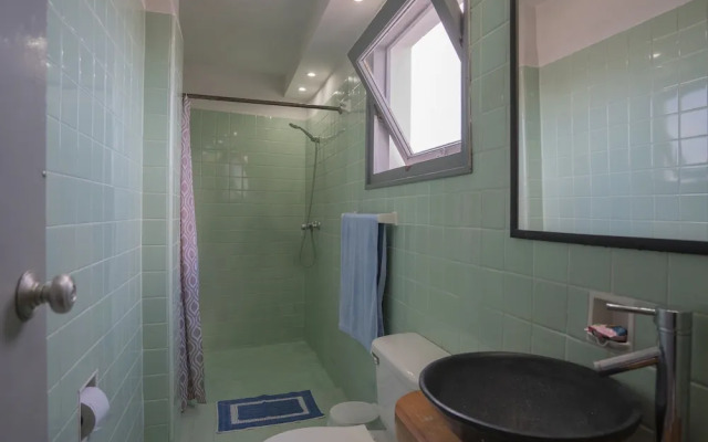 EL81 Guesthouse