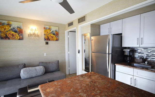 Waikiki Park Heights #1801 by RedAwning