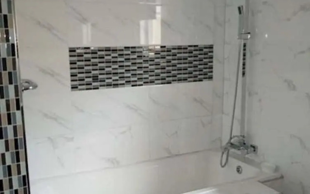 Exclusive 4 Bedrooms in Handsworth Along Kamloops Close University of Zambia