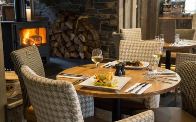 The Tal-Y-Cafn Hotel