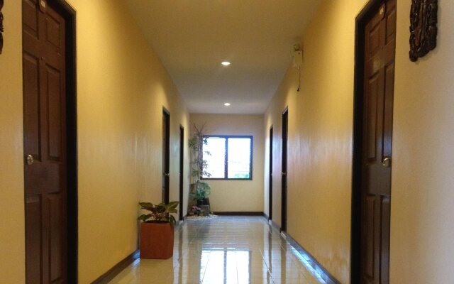 Khaolak Inn
