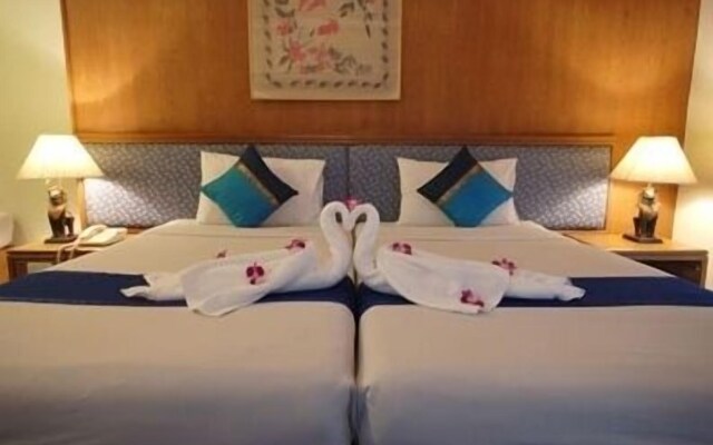 Silom Avenue Inn