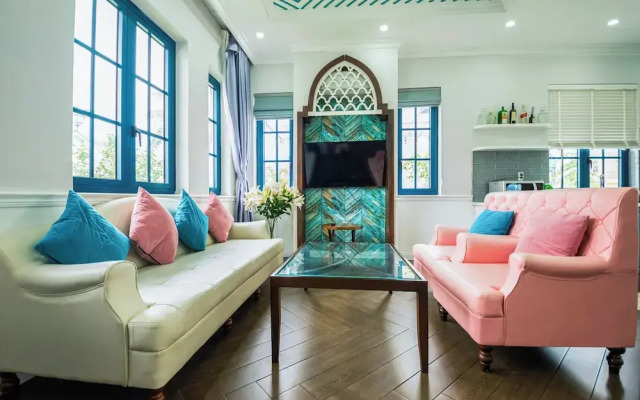 Luxury 4 br Emerald Villa-Novaworld PT