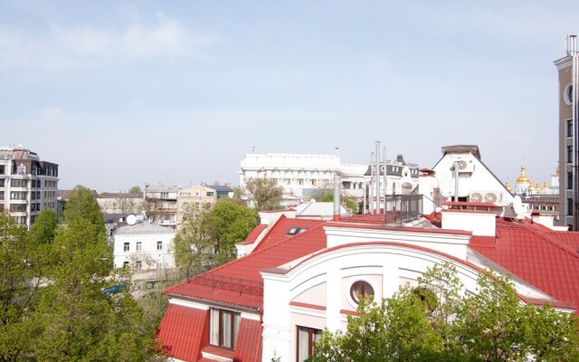 Home-Hotel Bolshaya Zhitomirskaya 4-V