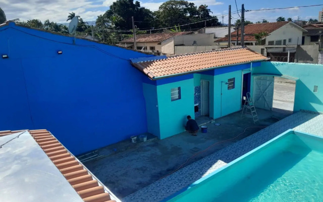 CASA DE PRAIA CARAGUA COM Piscina
