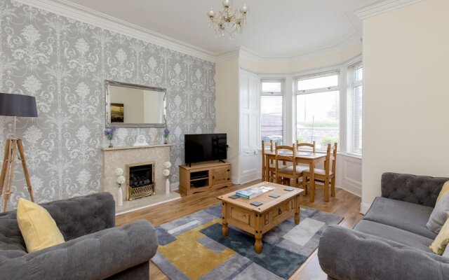 414 - Lochend Road Apartment