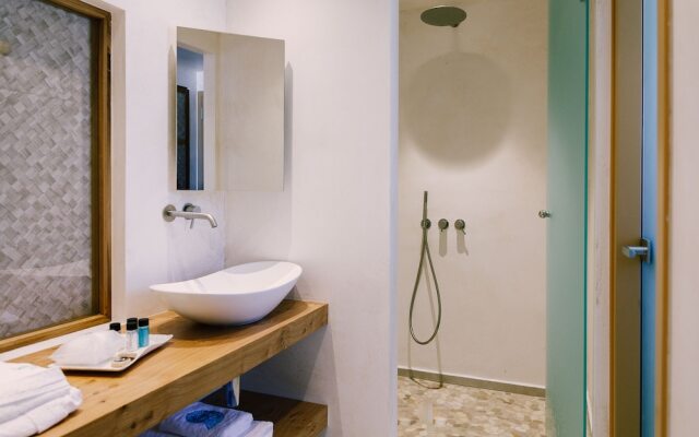 Opalia Suites