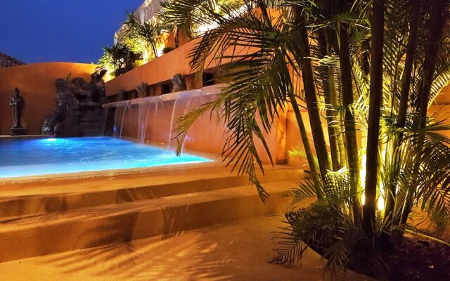 WOWLAND Luxury Pool Villa Pattaya Walking Street - 6 Bedrooms