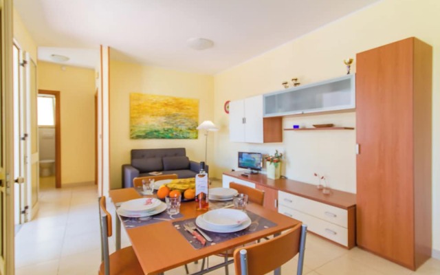 Villetta Relax with pool in residence