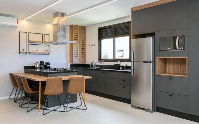 Apto confortável e completo em Floripa VIL305