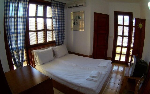 Hotel Alex